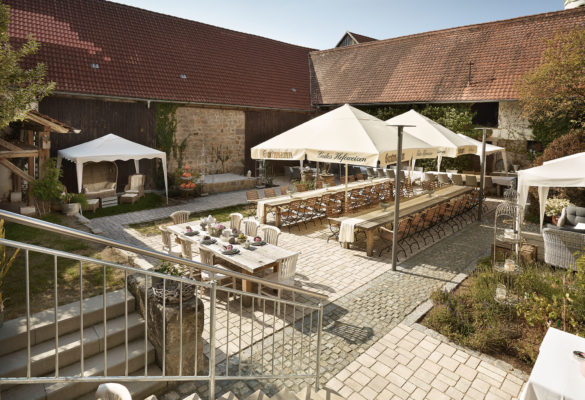 Großer Festgarten im Gasthaus Grüner Baum