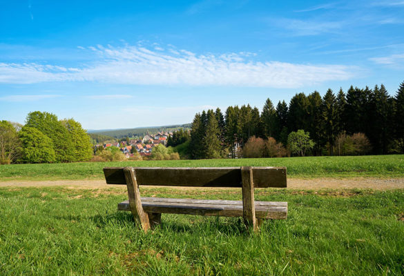 Bank entlang des Steigerwald Panoramawegs